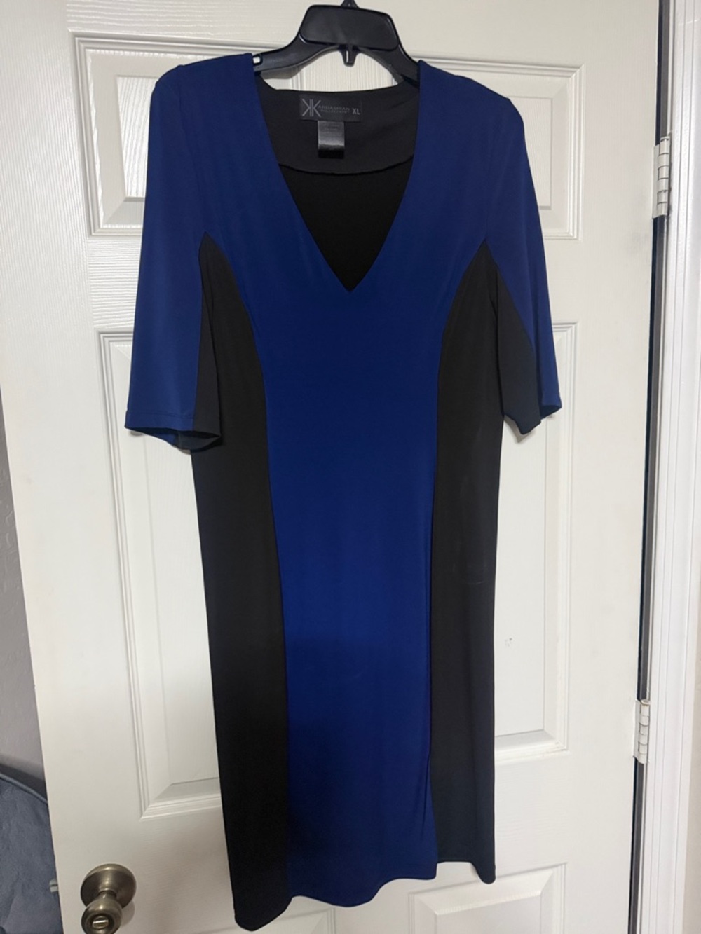 Kardashian Kollection Royal Blue and Black V-Neck Colorblock Midi Dress